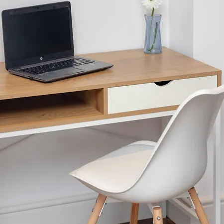 Exceptional With Charming Garden And Parking By Renters *