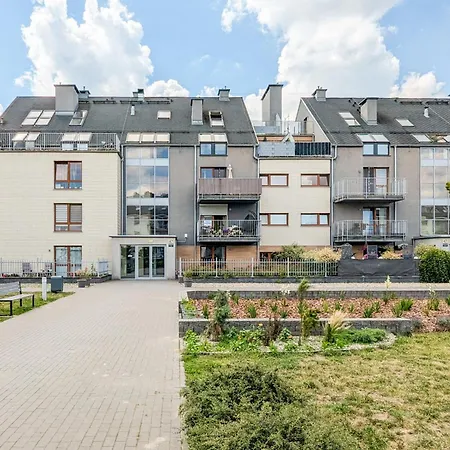 Exceptional With Charming Garden And Parking By Renters 公寓 *