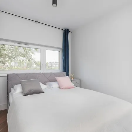 Apartamento Exceptional With Charming Garden And Parking By Renters Gdańsk