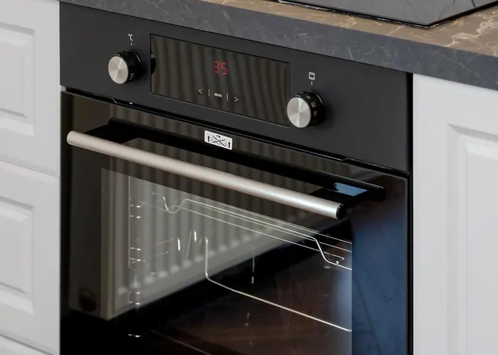 Exceptional With Charming Garden And Parking By Renters Appartement Gdańsk