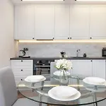 Exceptional With Charming Garden And Parking By Renters